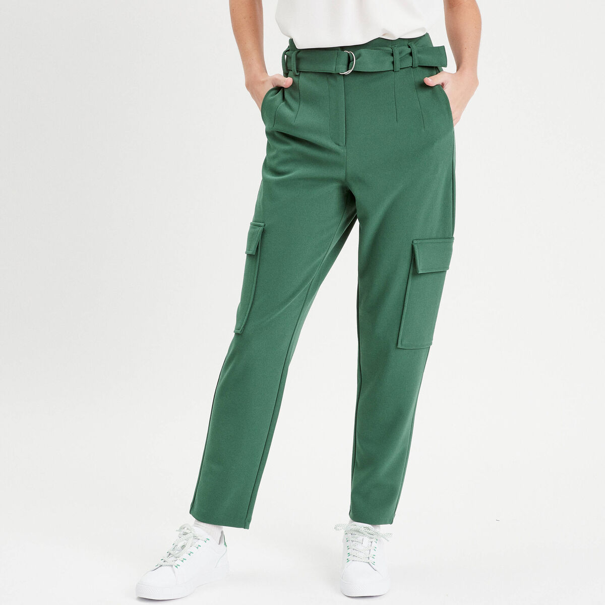 Pantalon cargo 7/8ème ceinturé vert foncé femme