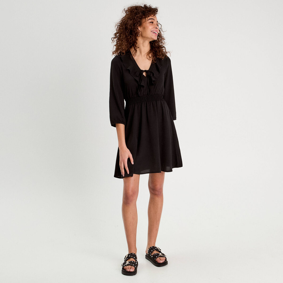 Robe évasée avec volants noir femme