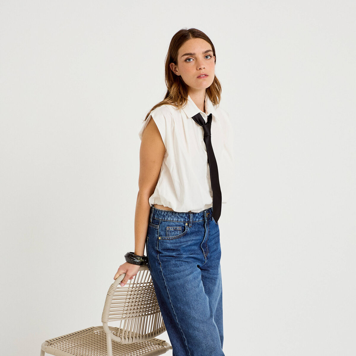 Chemise effet boule col am&eacute;ricain ecru femme