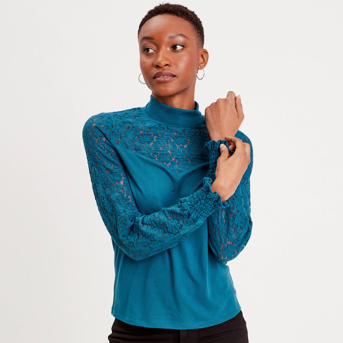 T-shirt col montant dentelle bleu canard femme