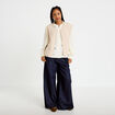 Blouse droite courte col v broderie ivoire femme