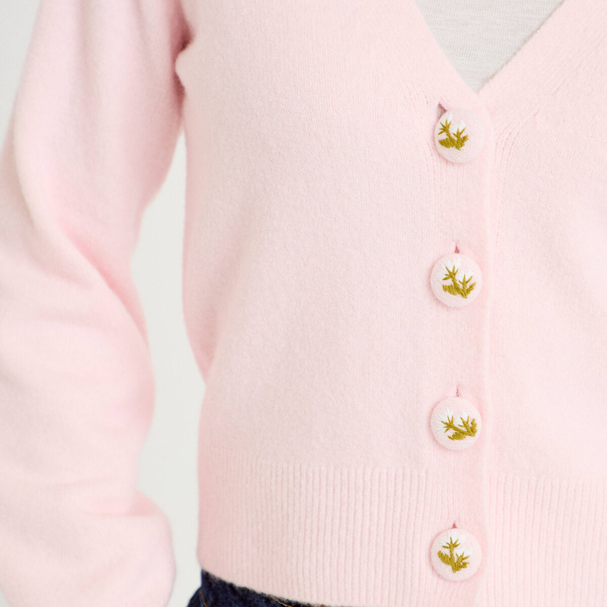 Gilet col v broderie manches longues rose clair femme