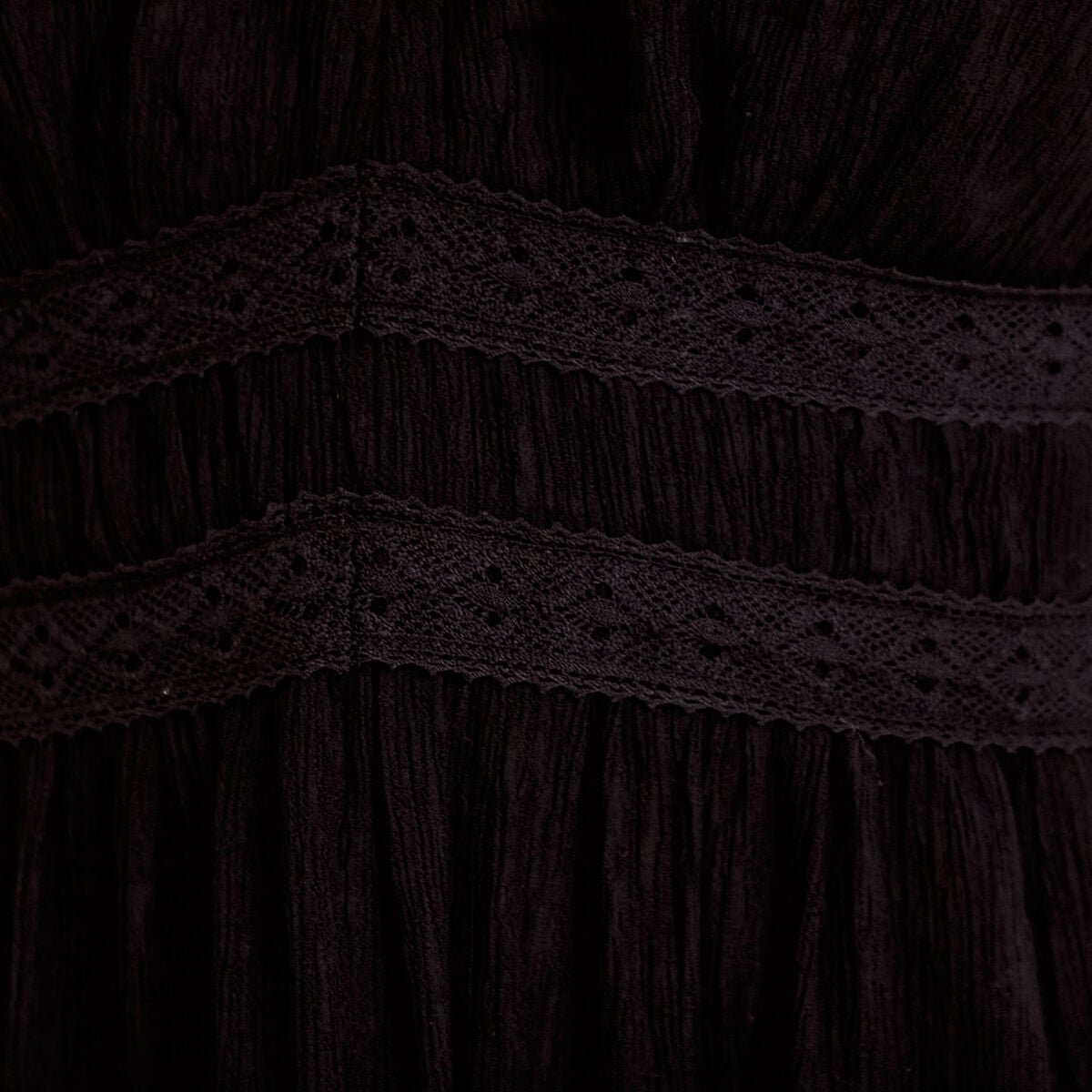 Robe longue &eacute;vas&eacute;e col v sans manches noir femme