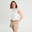 Short chino ceinturé sable femme