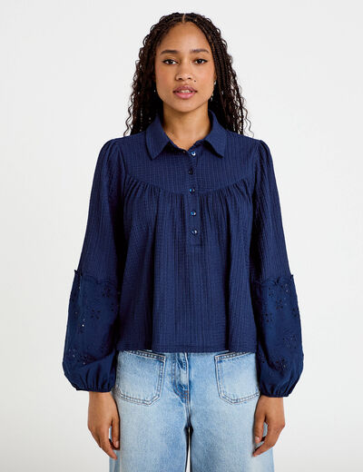Blouse manches longues broderie bleu fonc&eacute; femme