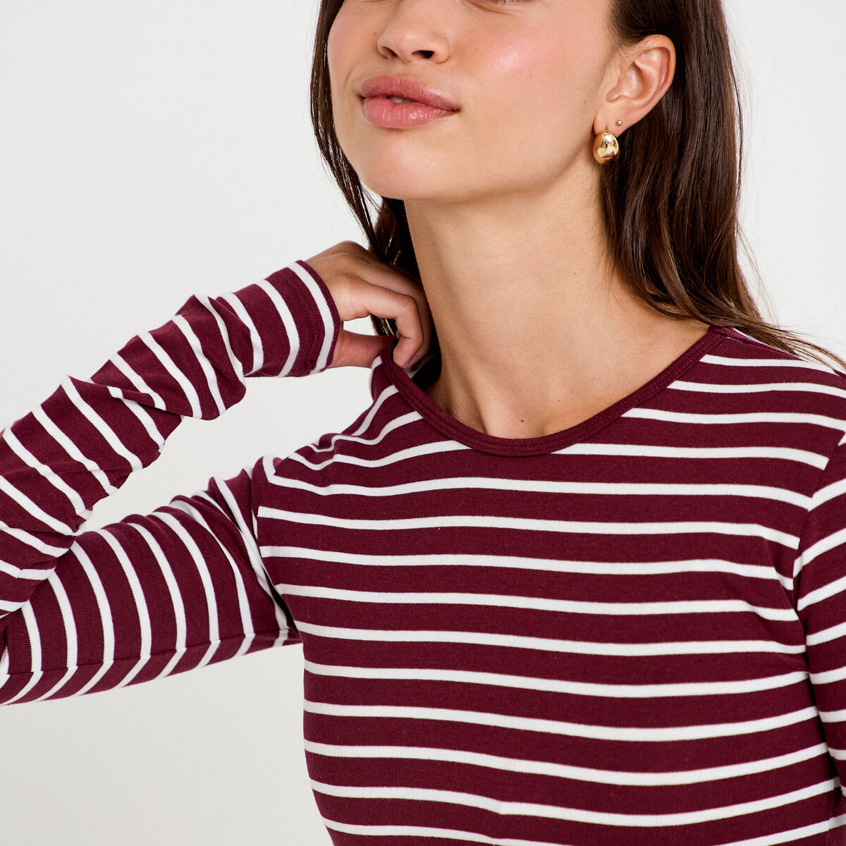 T-shirt ajust&eacute; col rond manches longues rose femme