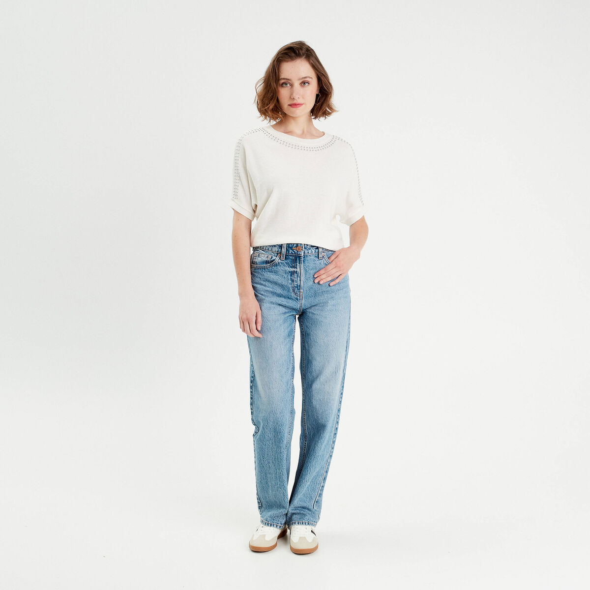 Pull manches courtes clous ecru femme