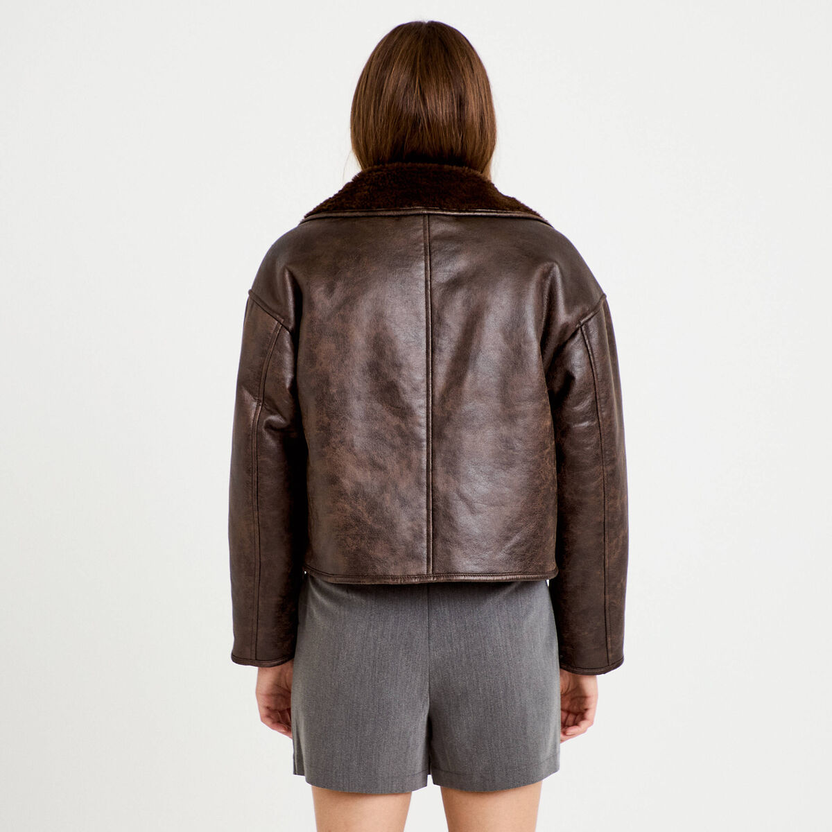 Caban cropped droit col tailleur marron fonc&eacute; femme