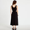 Robe &eacute;vas&eacute;e 3/4 sans manches col rond noir femme