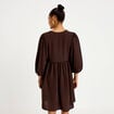 Robe droite courte col v manches 3/4 marron fonc&eacute; femme