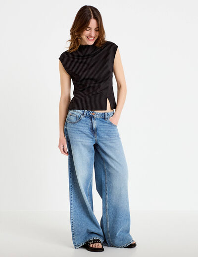 T-shirt ajust&eacute; sans manches noir femme
