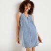 Robe courte &eacute;vas&eacute;e en jean sans manches denim bleach femme