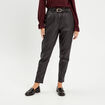 Pantalon slouchy enduit 7/8ème noir femme