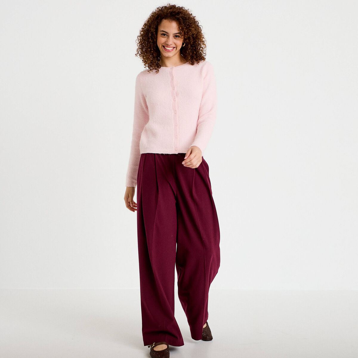 Gilet col rond manches longues rose clair femme
