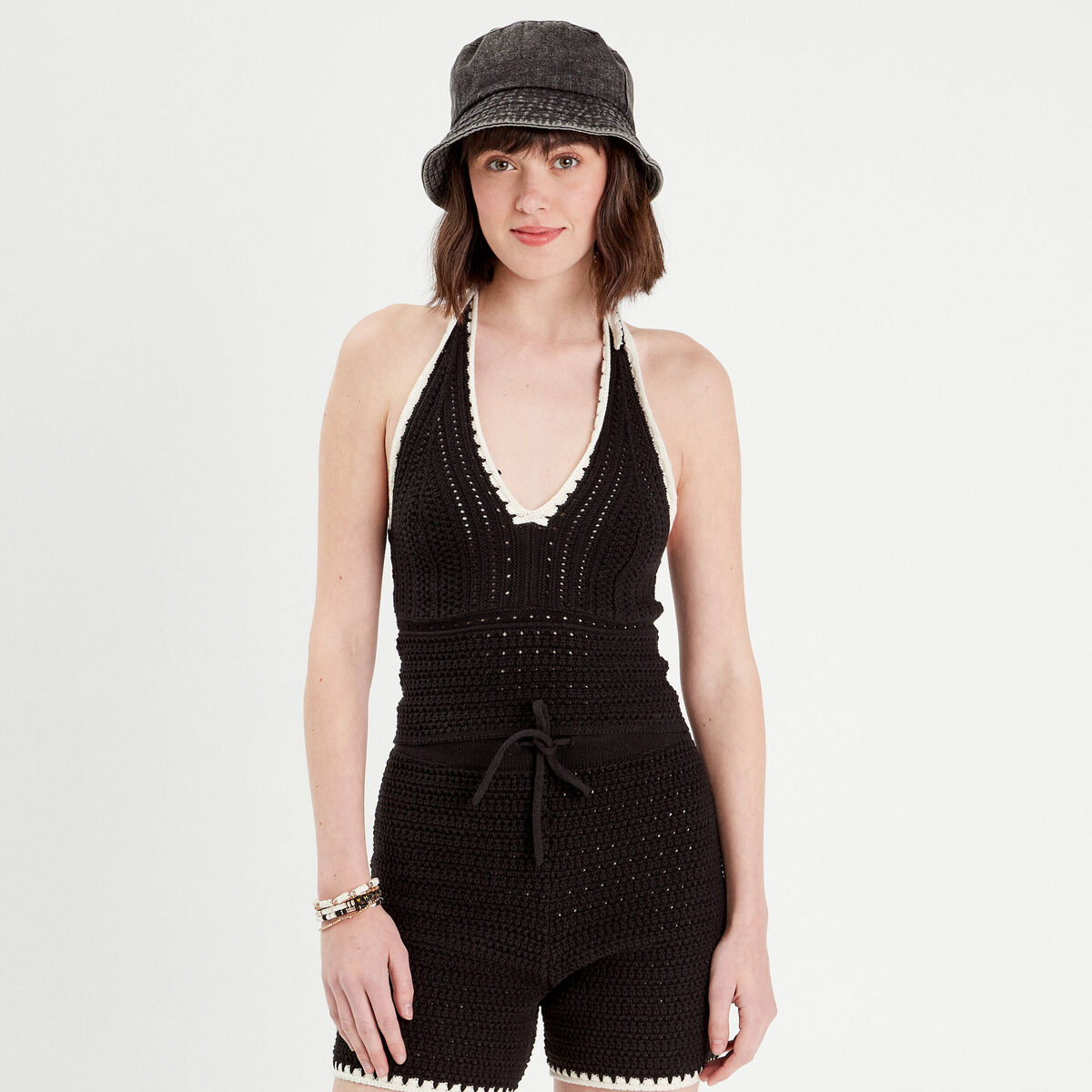 Débardeur cropped crochet noir femme