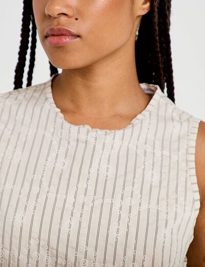 Top droit sans manches pliss&eacute; col rond creme femme
