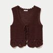 Gilet ajust&eacute; court sans manches col v marron fonc&eacute; femme