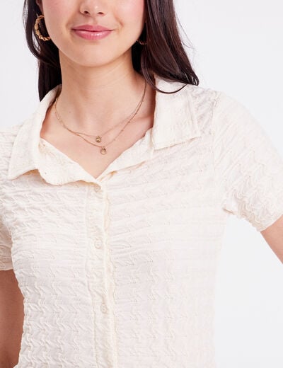 Blouse manches courtes gaufr&eacute; ecru femme