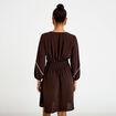 Robe courte &eacute;vas&eacute;e col v manches 3/4 marron fonc&eacute; femme