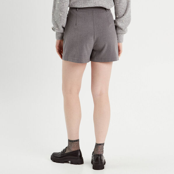 short large avec pinces gris fonce femme Short large avec pinces gris foncé femme