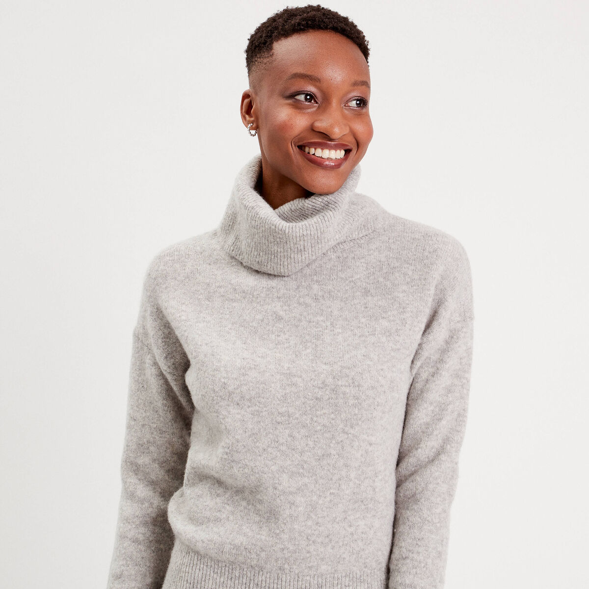 Pull avec col roulé gris clair femme