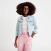 Veste cintr&eacute;e en jean col classique denim bleach femme