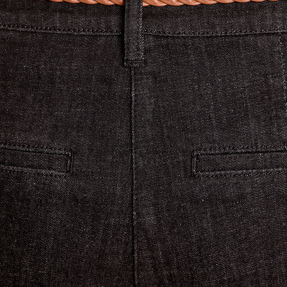 Jeans chino avec ceinture noir femme