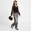 Blouse d&eacute;collet&eacute; manches longues marron fonc&eacute; femme
