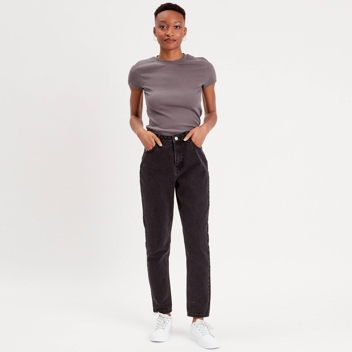 T-shirt manches courtes côtelé gris foncé femme