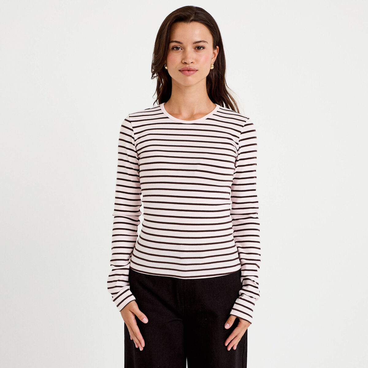 T-shirt ajust&eacute; col rond manches longues rose femme