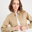 Veste courte zipp&eacute;e su&eacute;dine beige femme