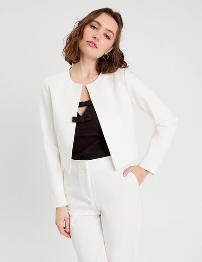 Veste courte cintrée ecru femme
