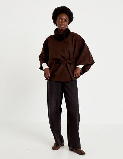 Poncho en fausse fourrure marron fonc&eacute; femme