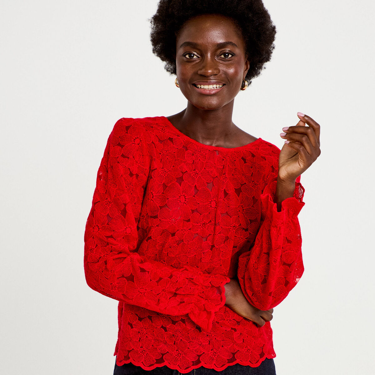 Blouse droite col v en dentelle rouge femme