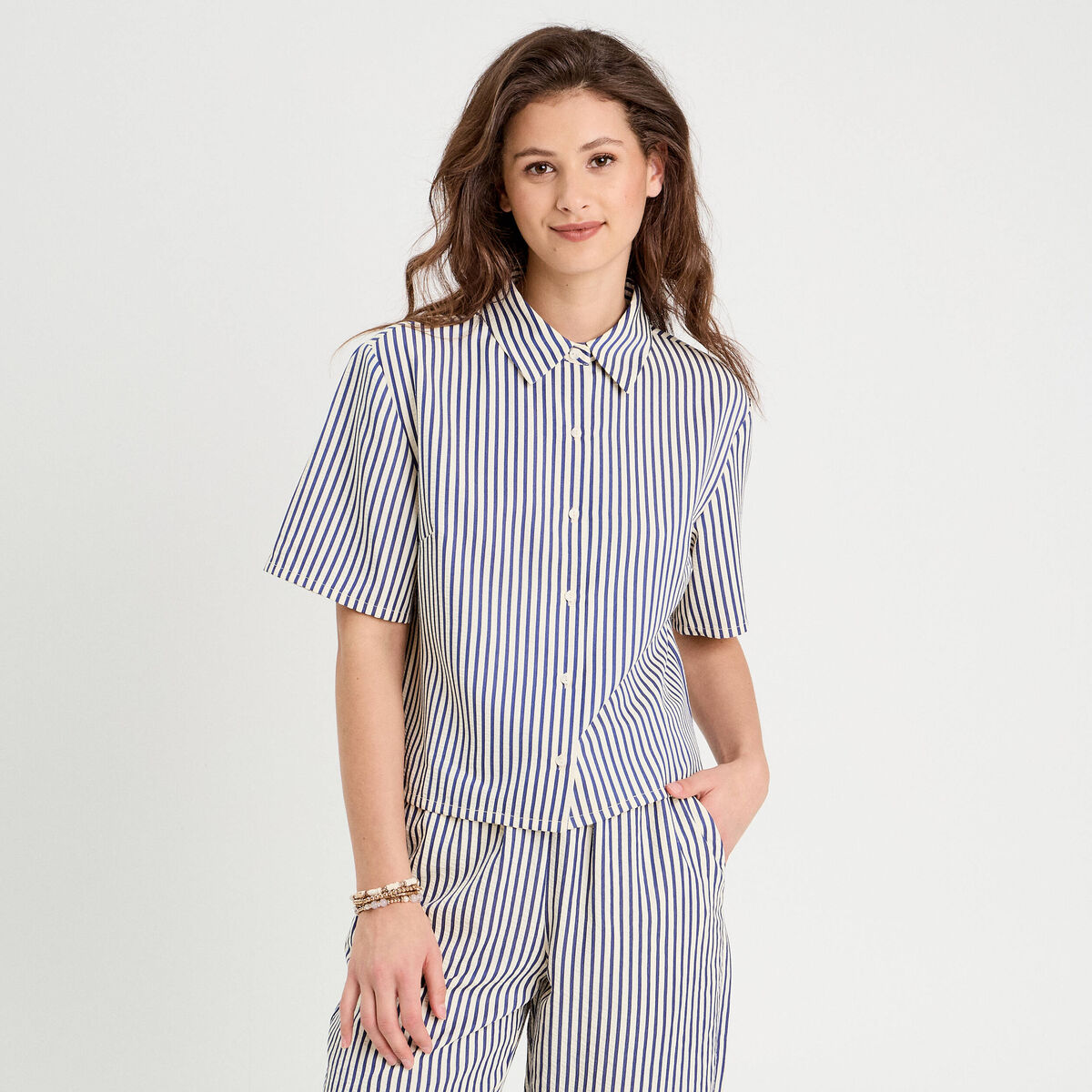 Chemise manches courtes bleu marine femme