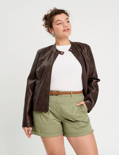 Short chino ceinturé vert kaki femme