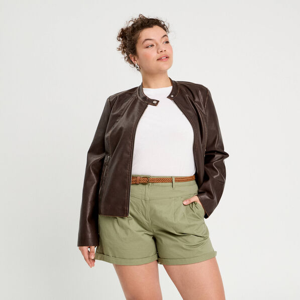 short chino ceinture vert kaki femme Short chino ceinturé vert kaki femme