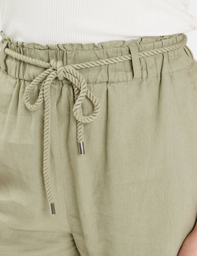 Short regular contenant du lin vert kaki femme