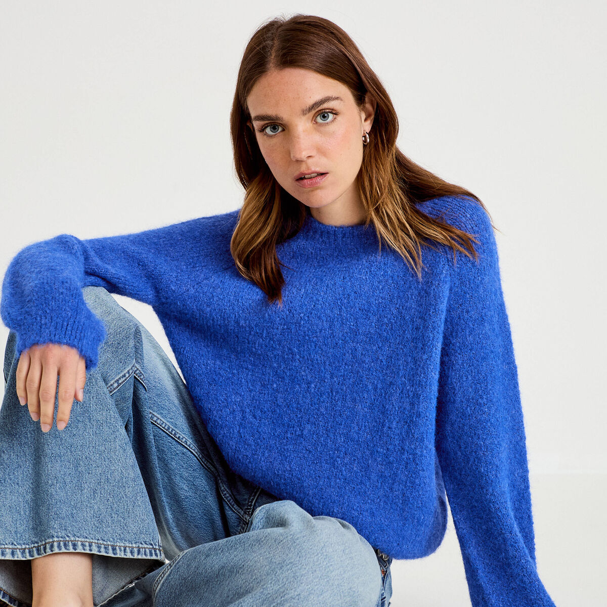 Pull ample col rond manches longues bleu electrique femme