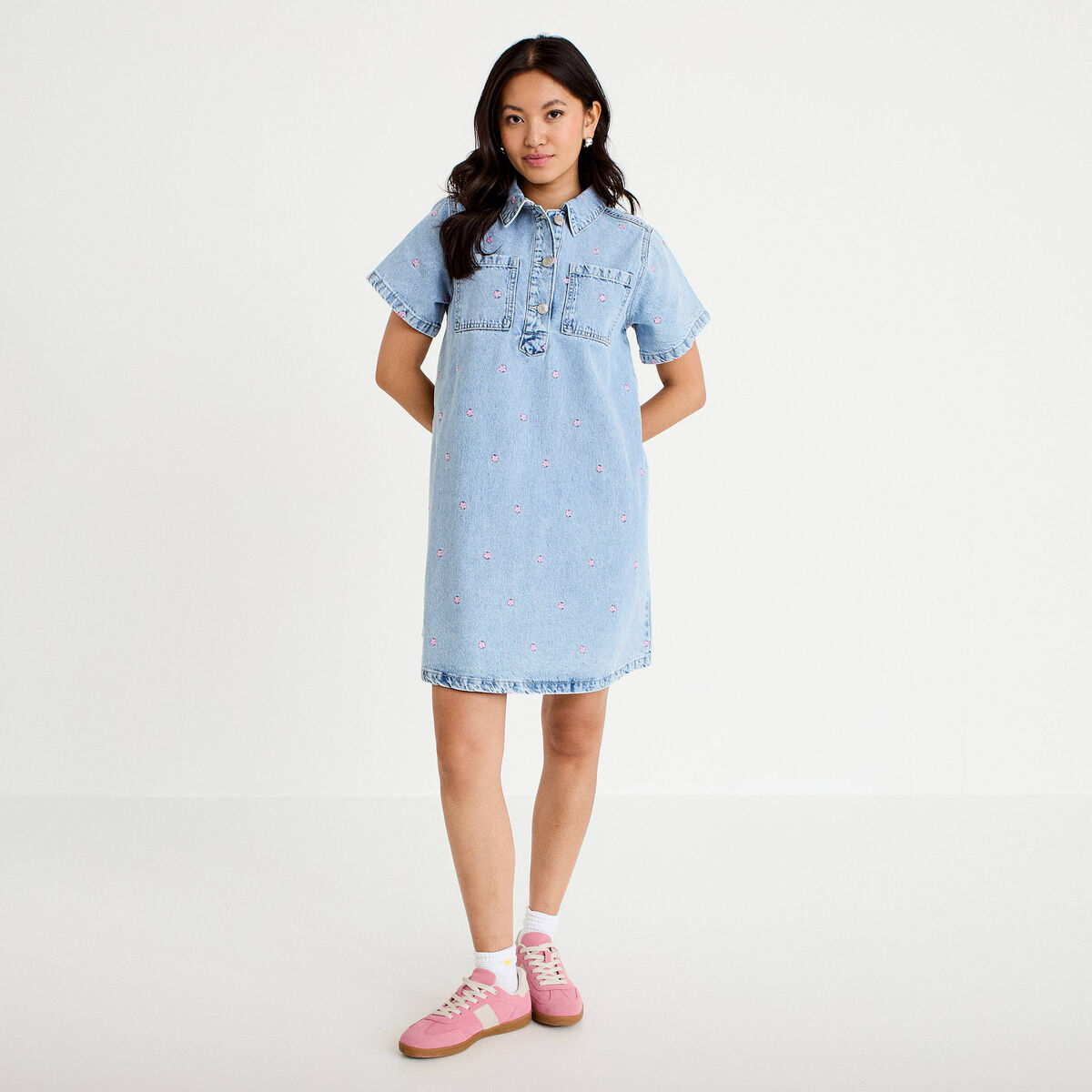 Robe en jean brod&eacute;e bleu fonc&eacute; femme