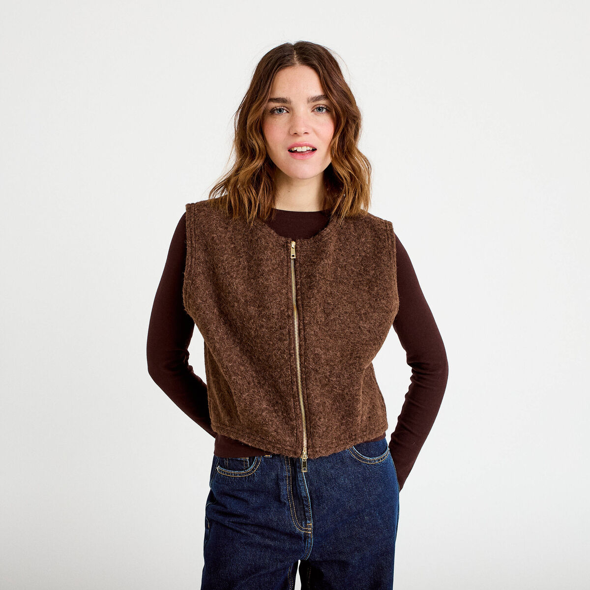 Veste sans manches effet polaire marron fonc&eacute; femme