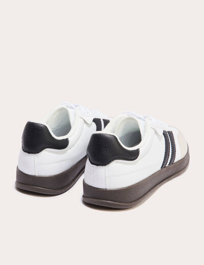Baskets plates ecru femme