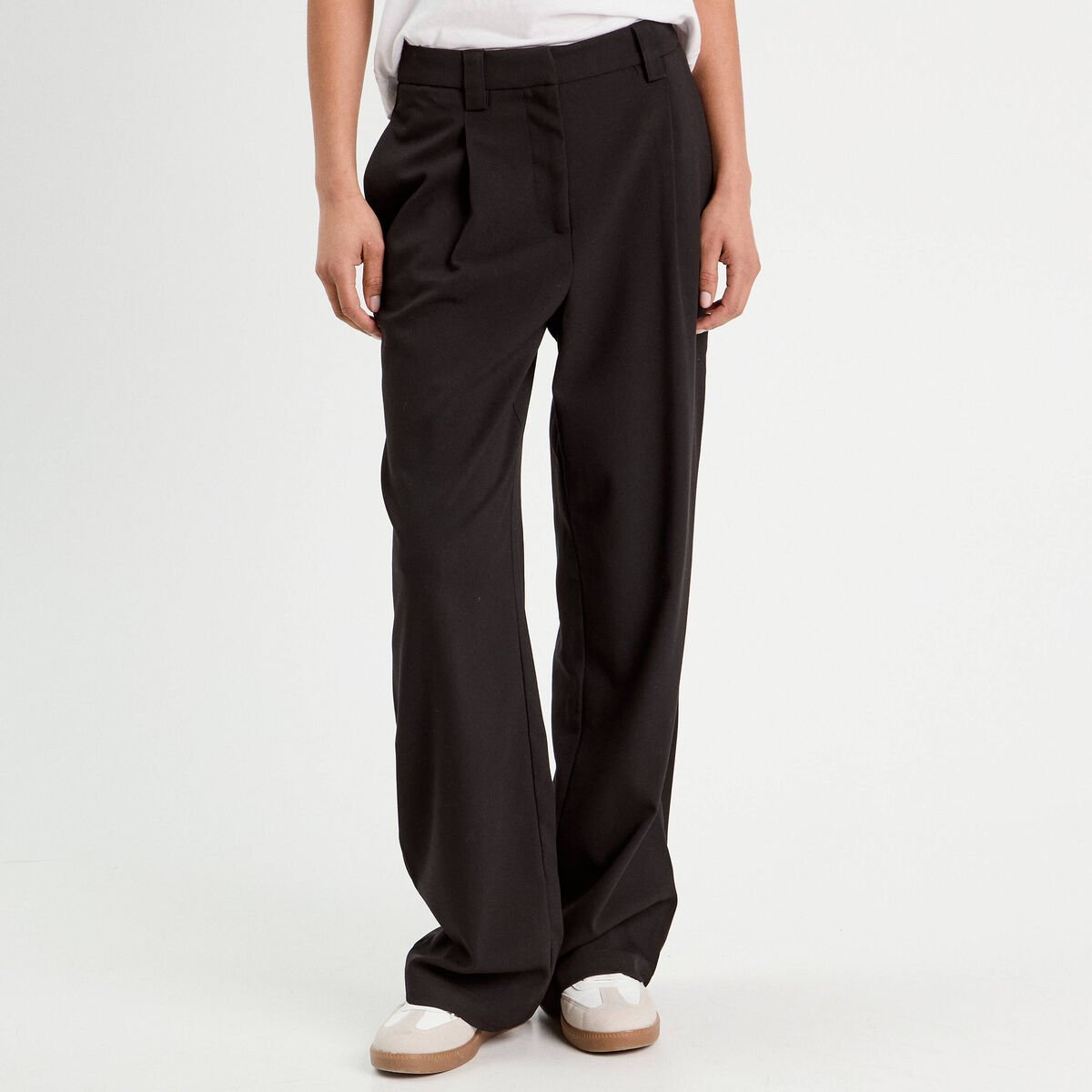 Pantalon large avec pinces noir femme