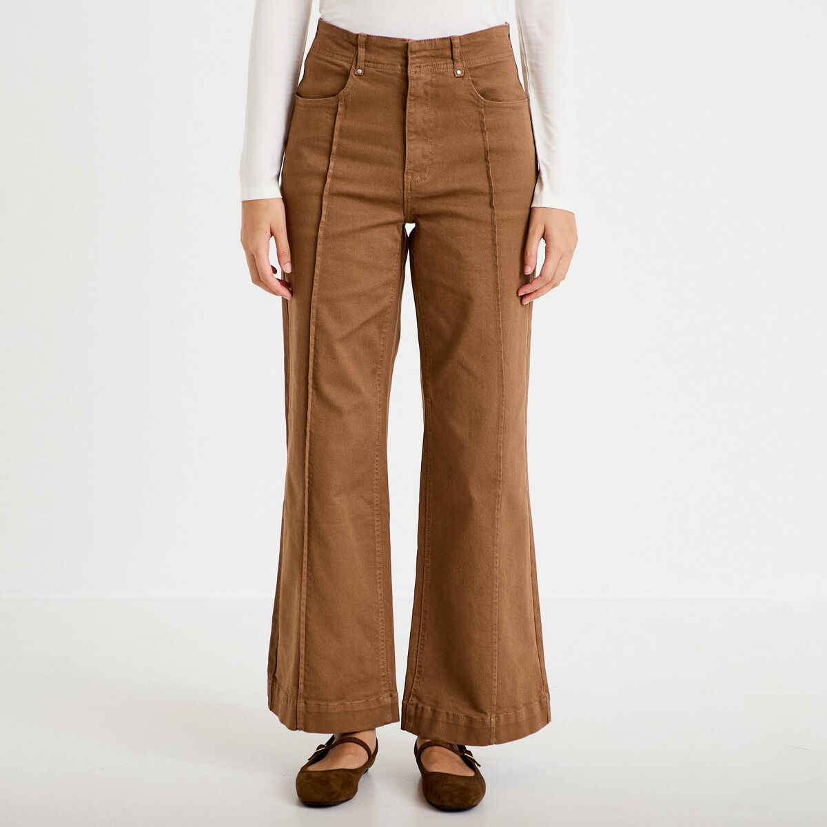 Pantalon bootcut taille basse en jean marron femme