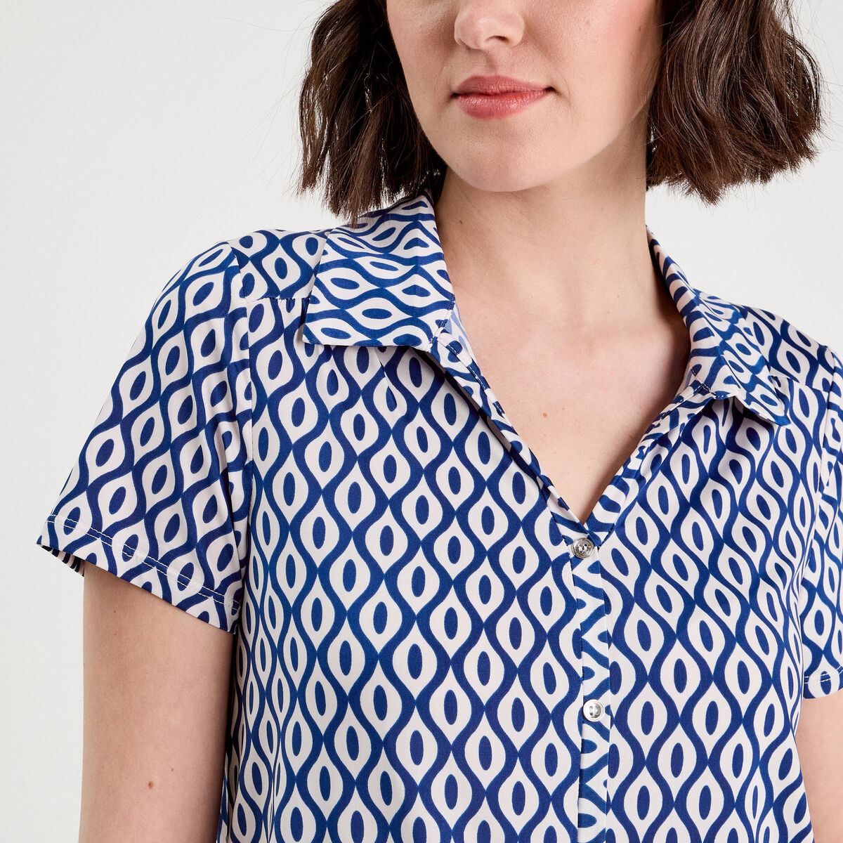 Blouse manches courtes bleu electrique femme