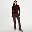 Pantalon bootcut aspect daim marron fonc&eacute; femme