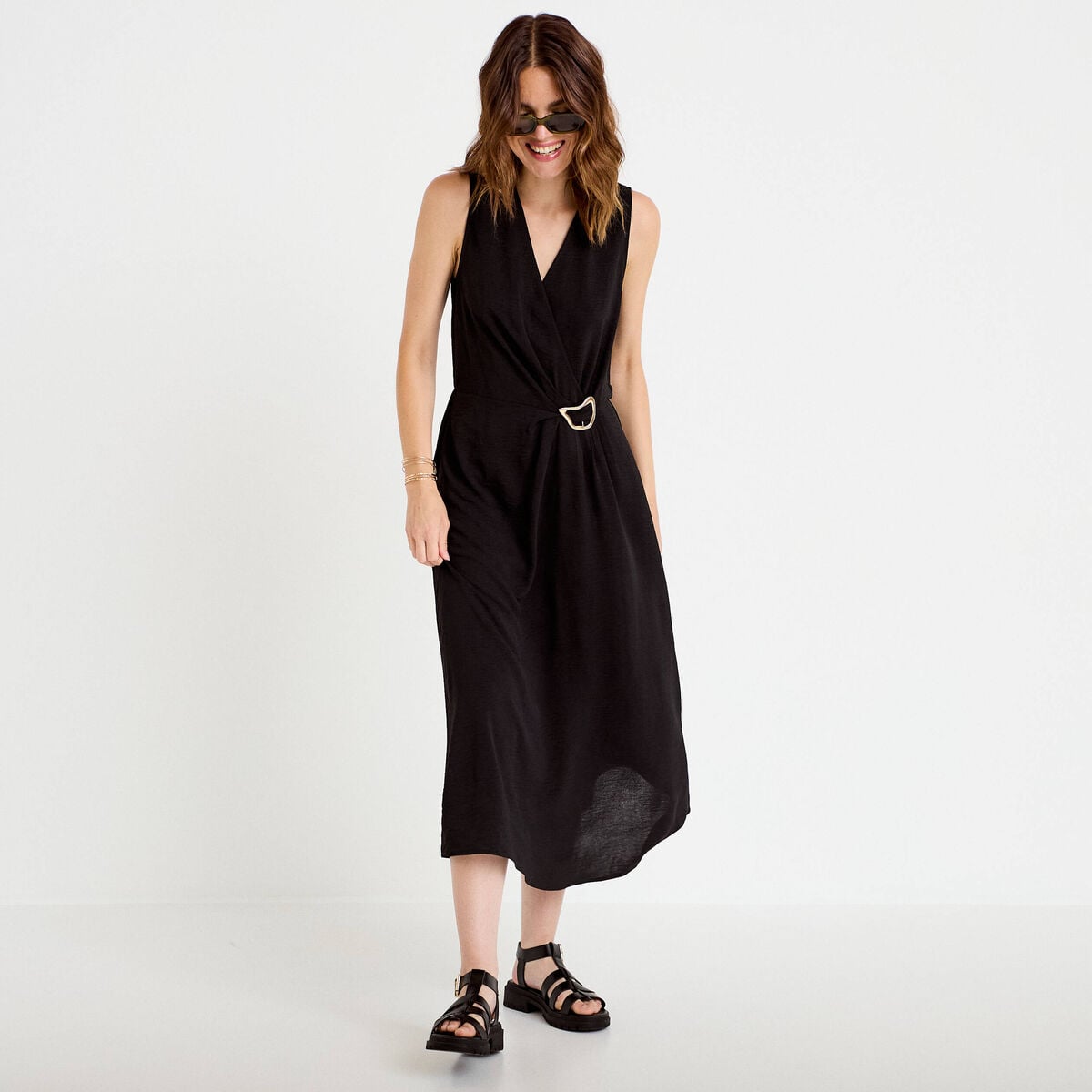 Robe droite 3/4 sans manches col v noir femme