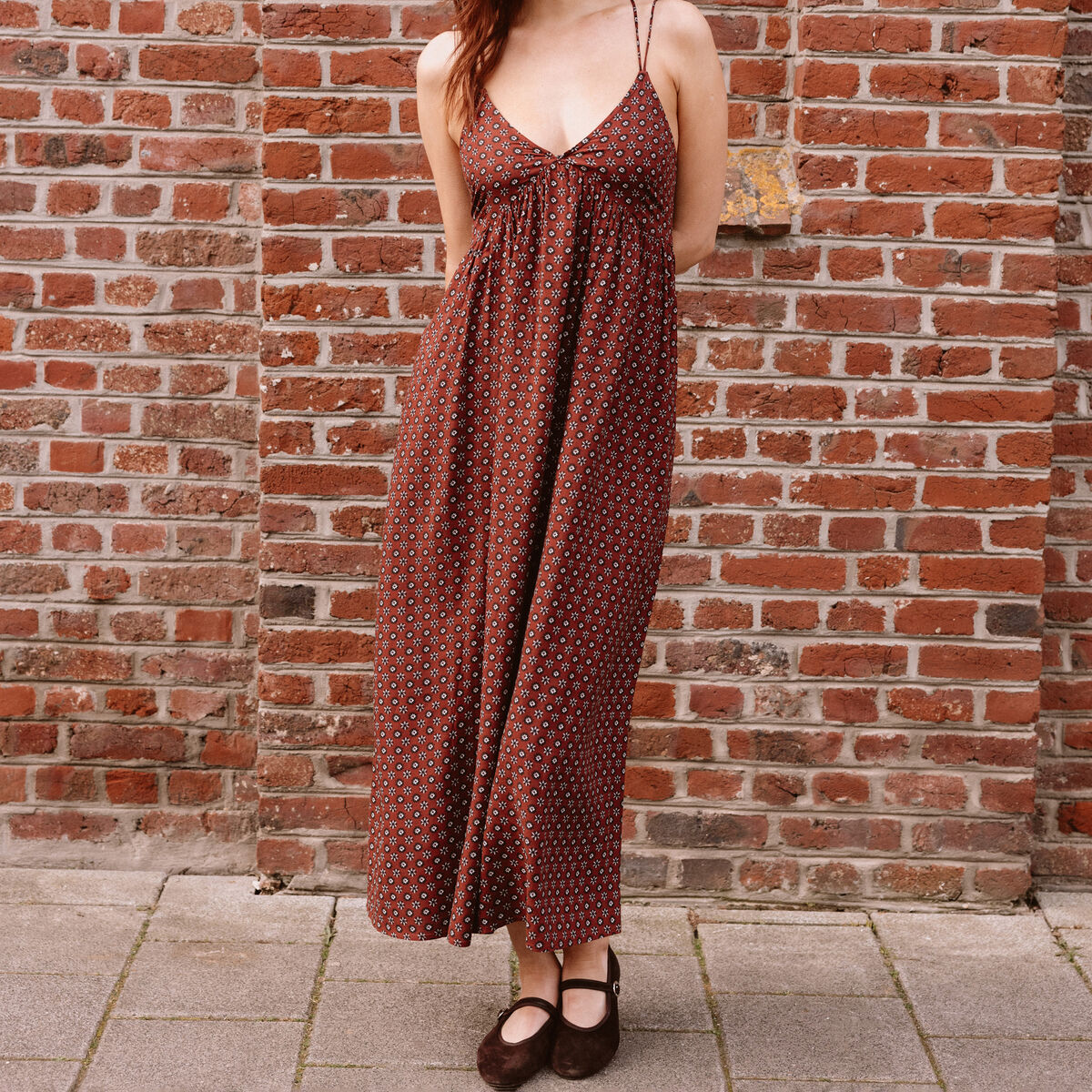Robe longue évasée bretelles marron cognac femme