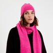 Ensemble bonnet et &eacute;charpe pr&ecirc;t &agrave; offrir rose fushia femme