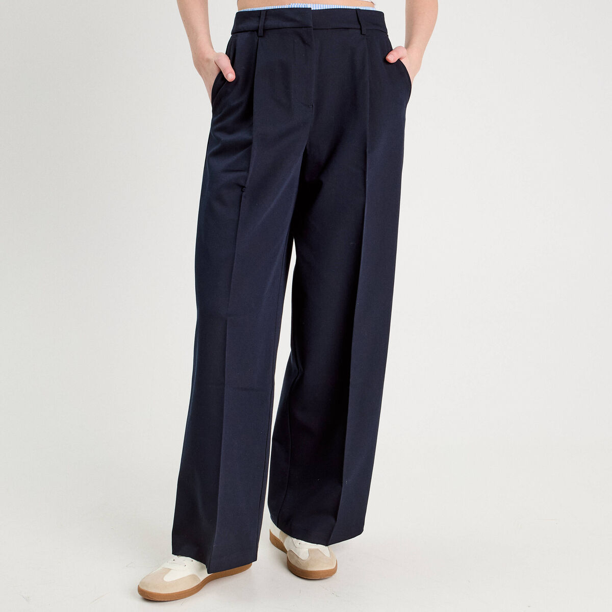 Pantalon large à pinces bleu marine femme